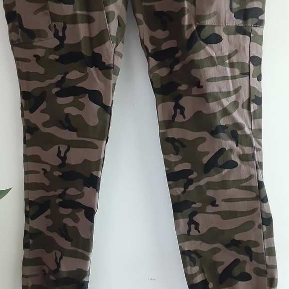 🆕️Waimea NWT Unisex Large Camouflage Jogger Pants - Picture 9 of 11
